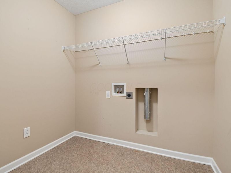 6012 Lawthorn Drive, Unit 18, Westerville, OH 43081 Photo 9