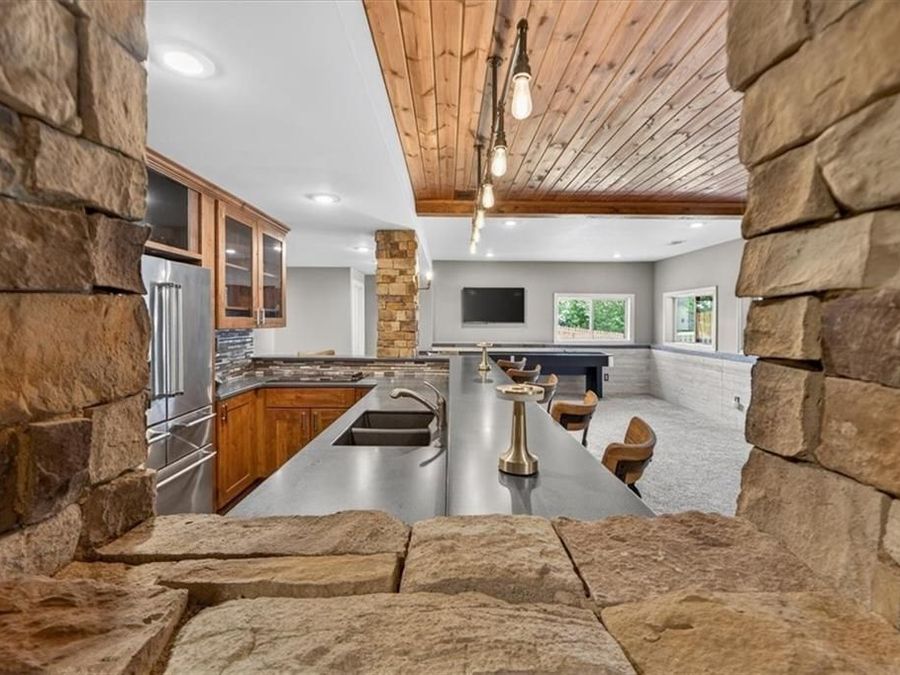 Property Image 94
