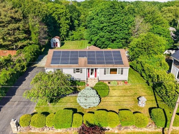 133 Sycamore St, Fairhaven, MA 02719