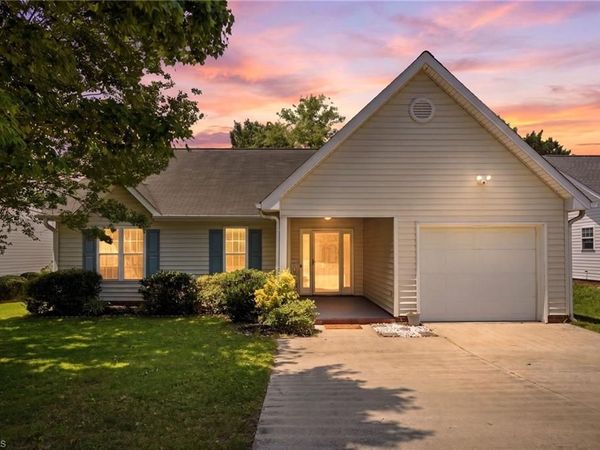 3712 Creek Point Way, Greensboro, NC 27407