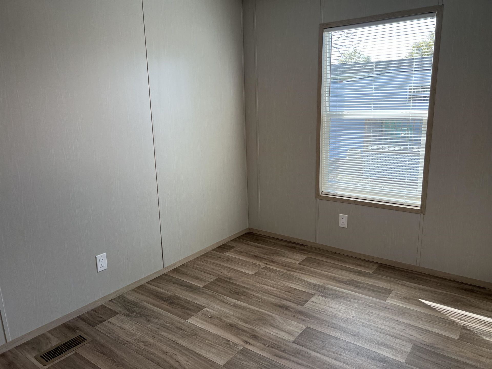 2705 Capricorn Dr.  Photo 24
