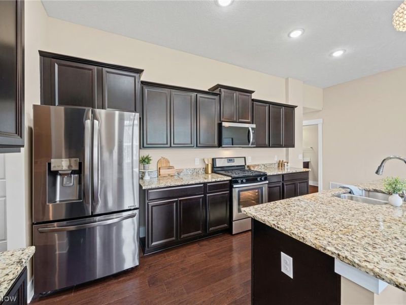 3554 Brunswick Lake Parkway, Brunswick, OH 44212 Photo 10