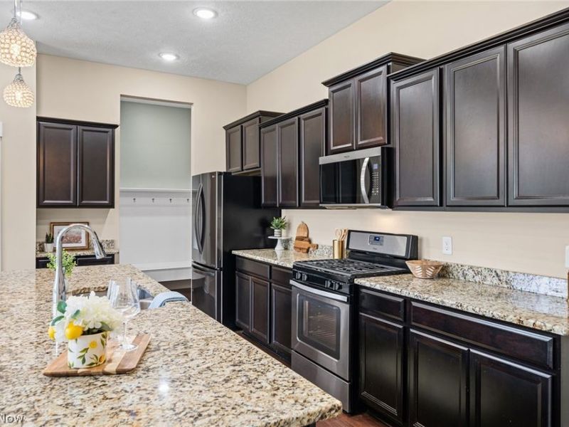 3554 Brunswick Lake Parkway, Brunswick, OH 44212 Photo 11
