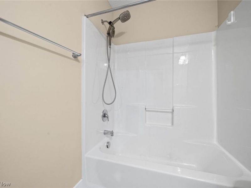 3554 Brunswick Lake Parkway, Brunswick, OH 44212 Photo 31