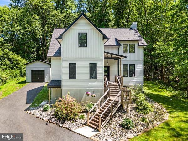 225 PLAYWICKI STREET , LANGHORNE, PA 19047