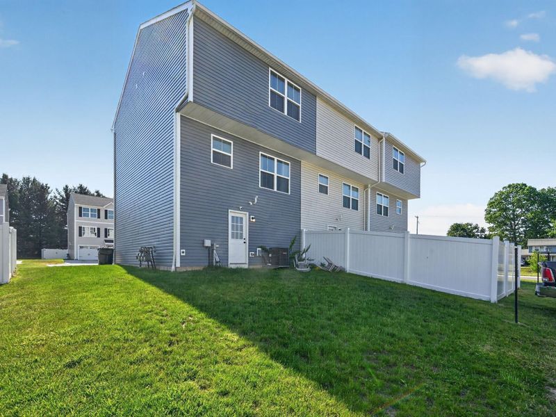 114 Slate Ridge Drive, Barberton, OH 44203 Photo 6