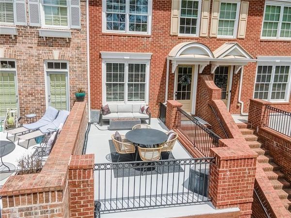 6013 Waters Edge Trail , Roswell, GA 30075