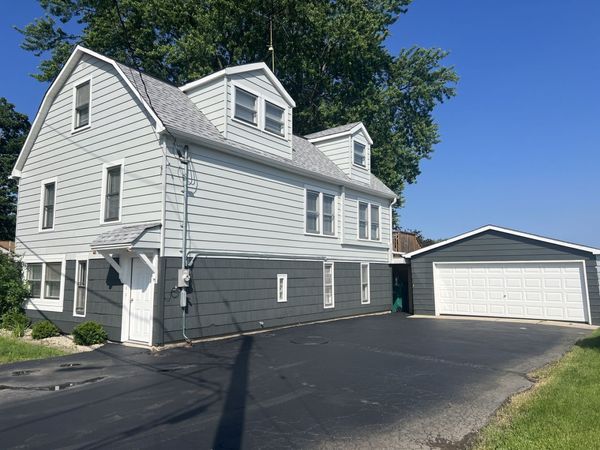 163 Eagle Point Road, Unit 1, Fox Lake, IL 60020