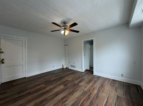 Main Photo