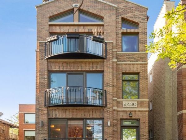 2430 W Iowa Street , Unit 1, Chicago, IL 60622