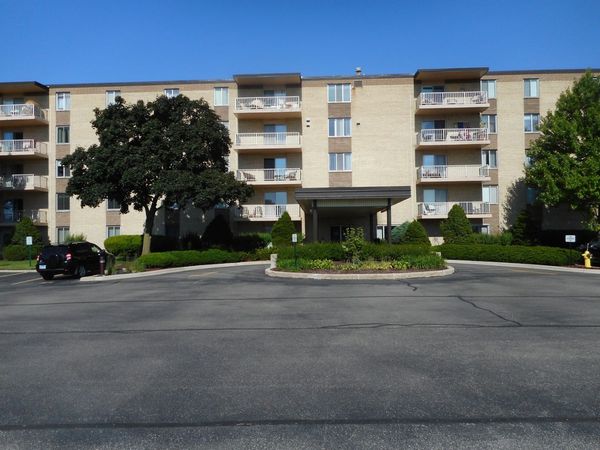 110 W Butterfield Road , Unit 409S, Elmhurst, IL 60126