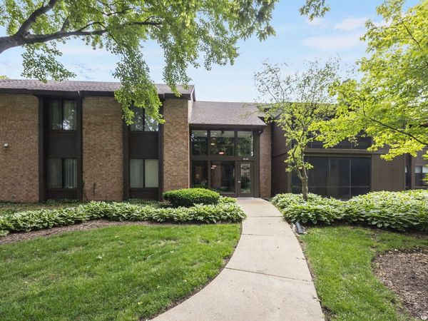 740 Saint Andrews Lane , Unit 41, Crystal Lake, IL 60014