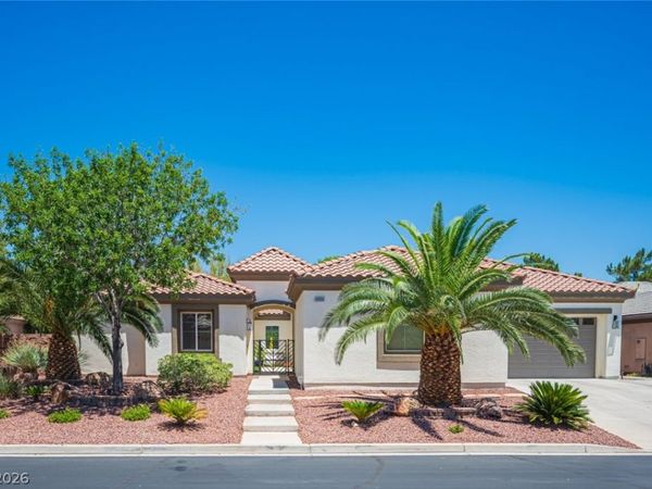 6888 April Wind Avenue, Las Vegas, NV 89131