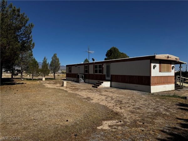 3090 Gally Road , Pahrump, NV 89060