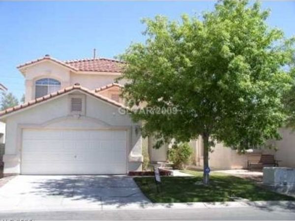 974 Sweeping Vine Avenue, Las Vegas, NV 89183