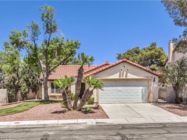 8392 Gresham Drive , Las Vegas, NV 89123