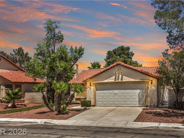 8392 Gresham Drive, Las Vegas, NV 89123