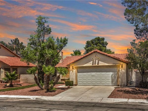 8392 Gresham Drive , Las Vegas, NV 89123
