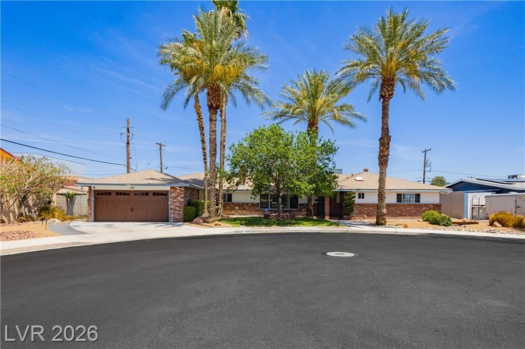 1301 Canosa Avenue, Las Vegas, NV 89104 Main Photo