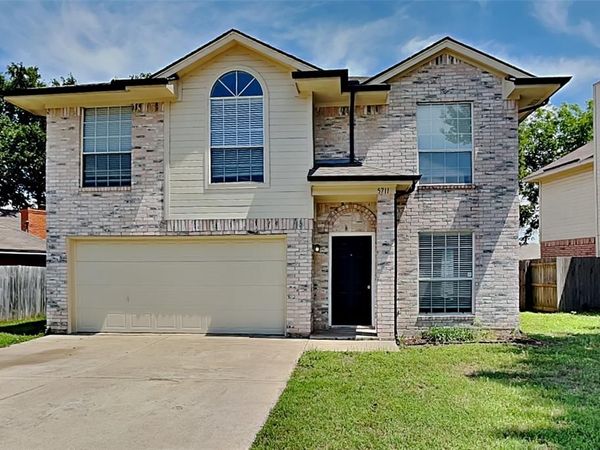 5711 Sterling Green Trail, Arlington, TX 76017