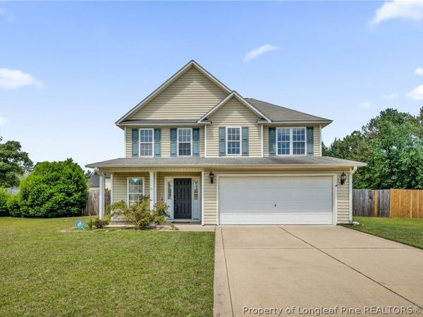 225 Valley Oak Drive, Bunnlevel, NC 28323