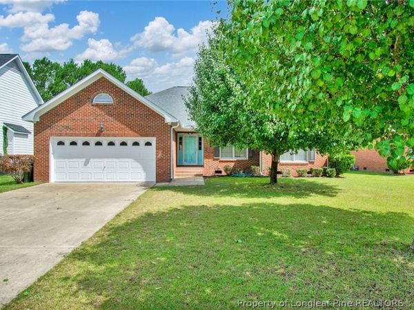 7308 Weathergreen Drive , Fayetteville, NC 28306