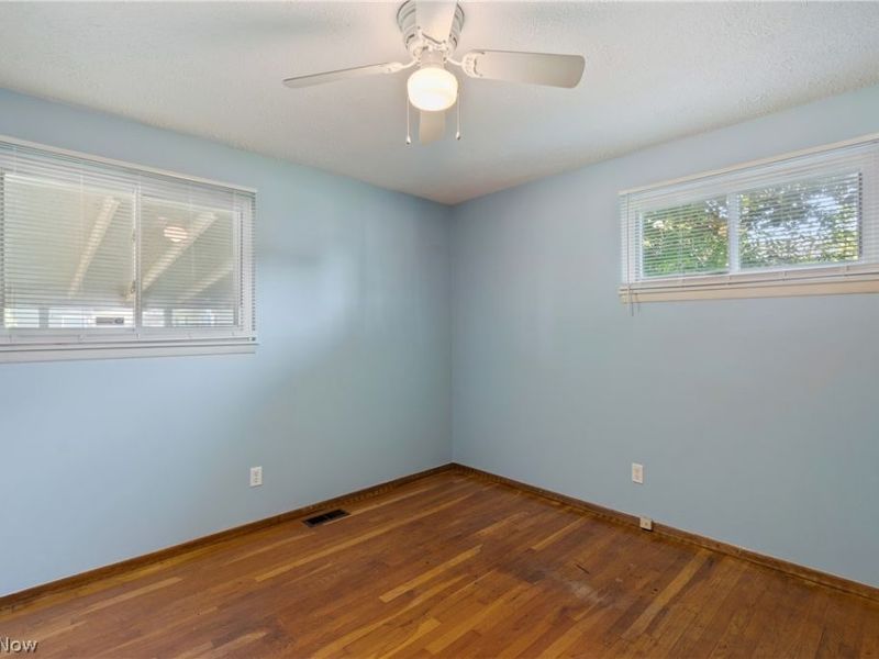 915 Valley Drive NW, North Canton, OH 44720 Photo 17