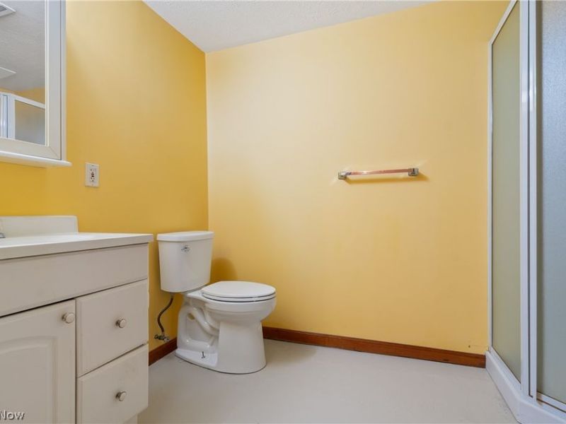915 Valley Drive NW, North Canton, OH 44720 Photo 22