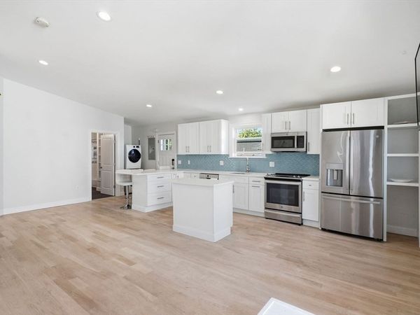 34 Underhill St, Unit 4, Winthrop, MA 02152
