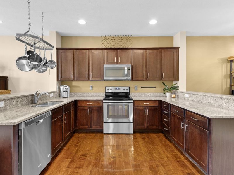3834 Rennes Drive, Columbus, OH 43221 Photo 10