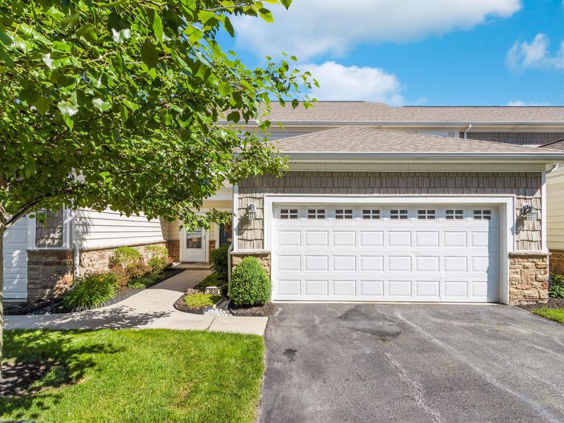 3834 Rennes Drive, Columbus, OH 43221 Photo 2