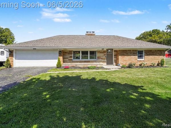 7371 Linden Road, Mundy Twp, MI 48473