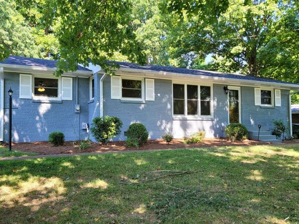 910 Mitchell Rd , Nashville, TN 37206