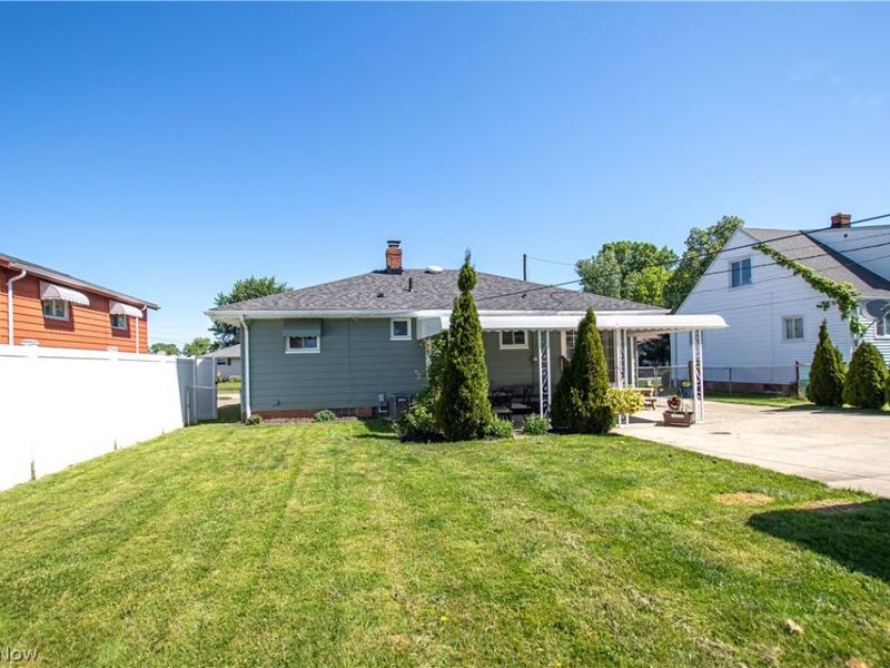 11005 Bobko Boulevard , Parma, OH 44130 Photo 29
