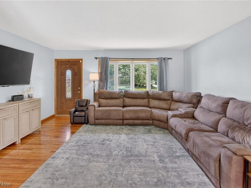 11005 Bobko Boulevard , Parma, OH 44130 Photo 3
