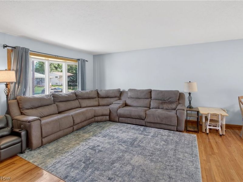 11005 Bobko Boulevard , Parma, OH 44130 Photo 4