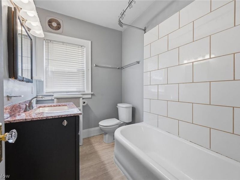 2075 Coventry Road, Unit 2, Cleveland Heights, OH 44118 Photo 12