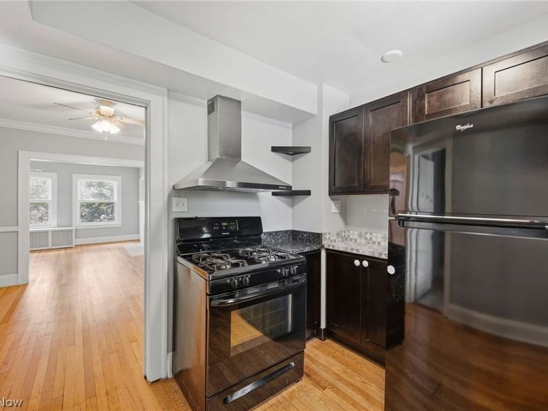 2075 Coventry Road, Unit 2, Cleveland Heights, OH 44118 Photo 7