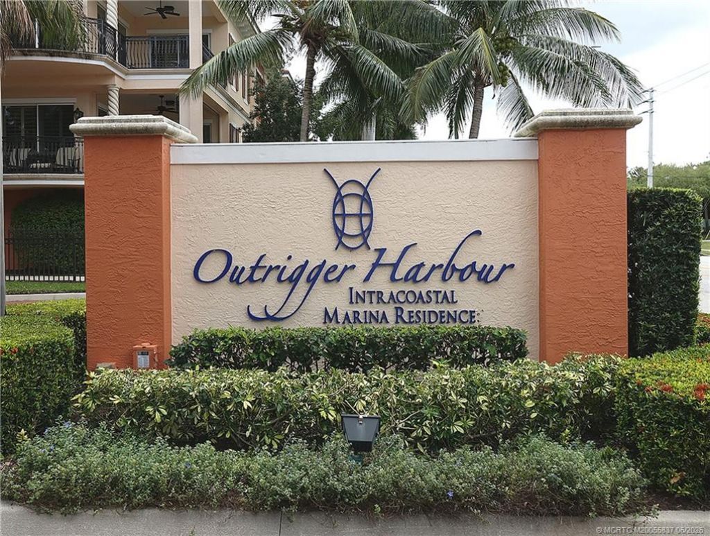 1532 NE Outrigger Landings Drive, Jensen Beach, FL 34957 Photo