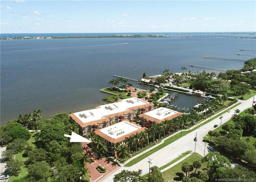 1532 NE Outrigger Landings Drive, Jensen Beach, FL 34957 Photo