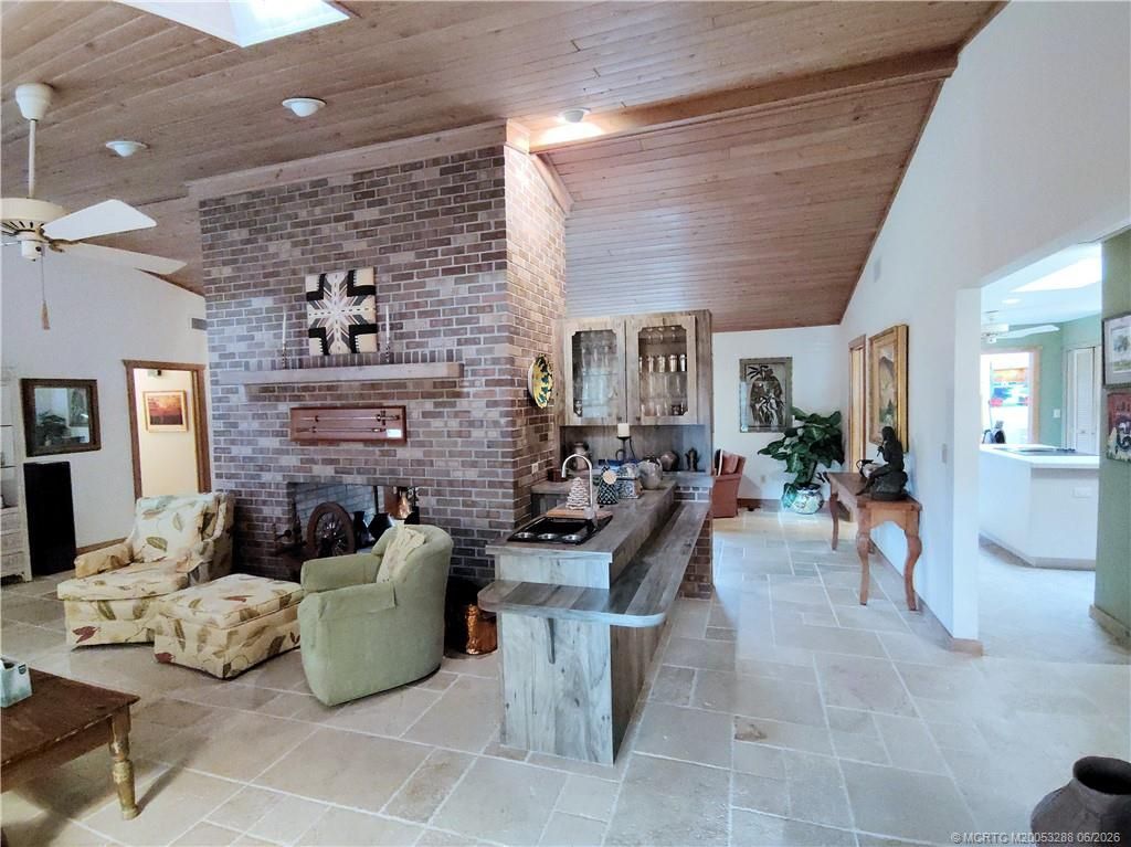 760 NE Stokes Terrace, Jensen Beach, FL 34957 Photo