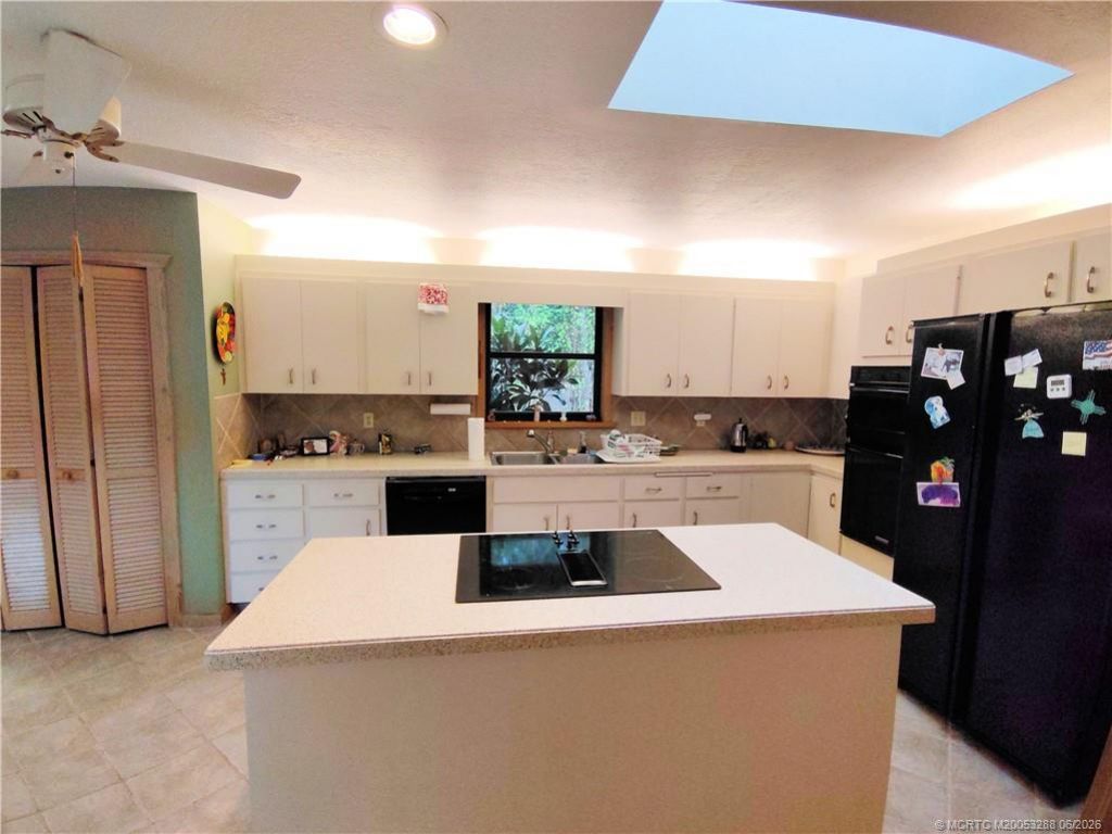 760 NE Stokes Terrace, Jensen Beach, FL 34957 Photo