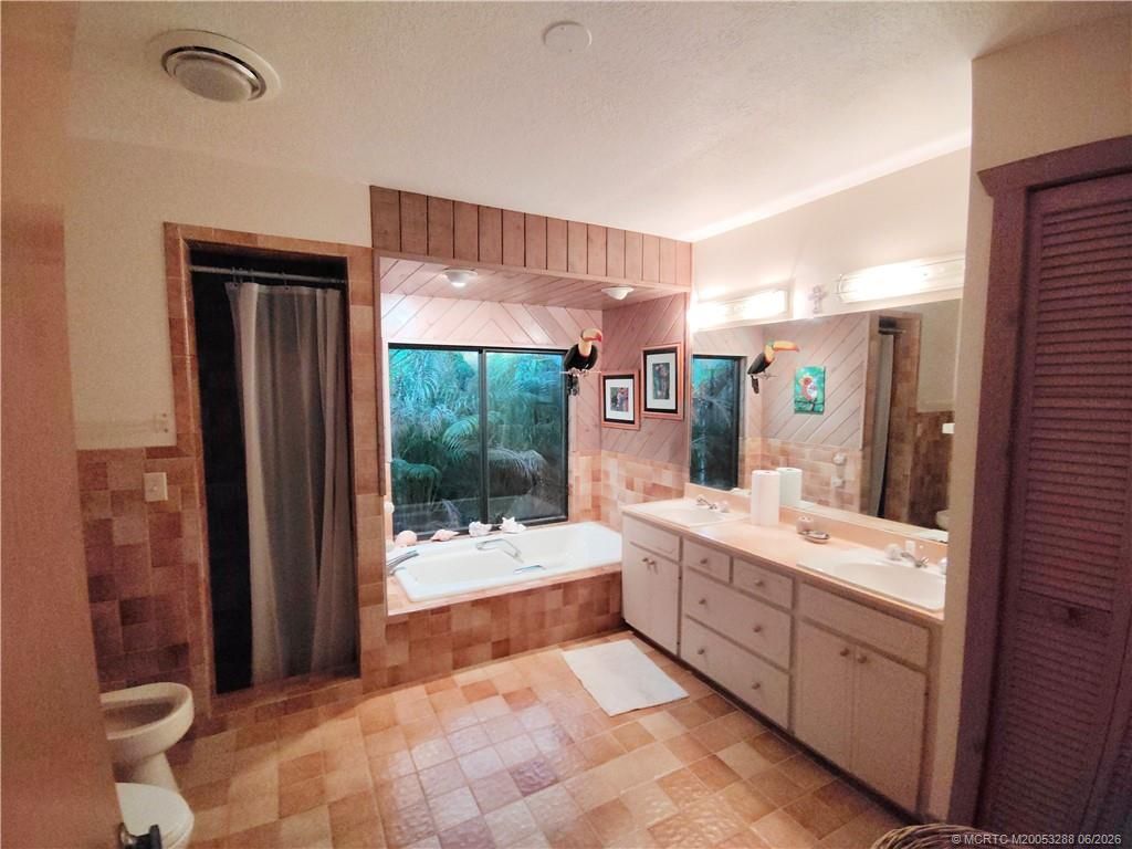 760 NE Stokes Terrace, Jensen Beach, FL 34957 Photo