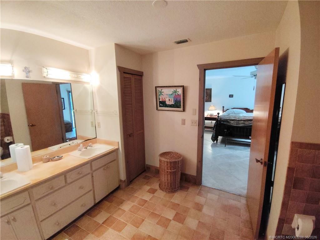 760 NE Stokes Terrace, Jensen Beach, FL 34957 Photo