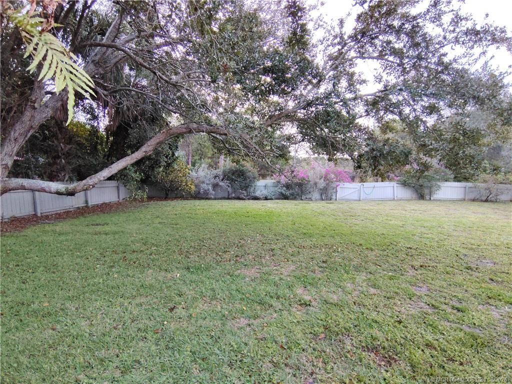 760 NE Stokes Terrace, Jensen Beach, FL 34957 Photo