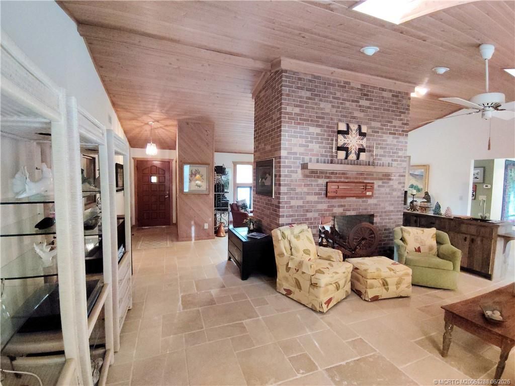 760 NE Stokes Terrace, Jensen Beach, FL 34957 Photo