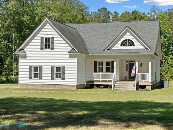 81 Hartfield Green , Hartfield, VA 23071