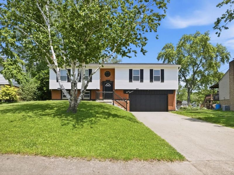 713 Trafalgar Court, Middletown, OH 45044 Photo 3