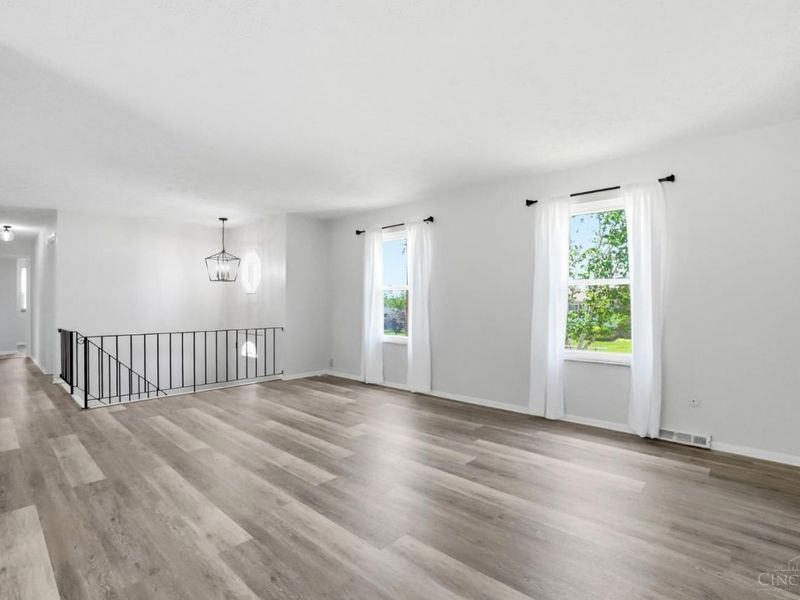 713 Trafalgar Court, Middletown, OH 45044 Photo 7