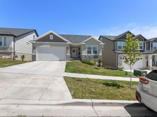 932 N OLSON DR , Saratoga Springs, UT 84045